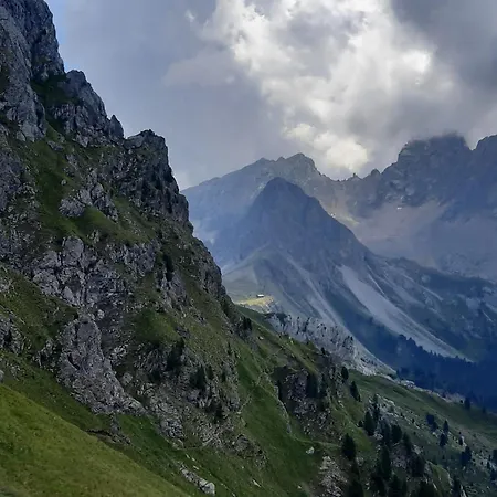 Fedaia Joy Szálloda 3*